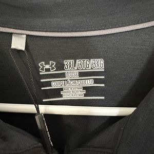 Men’s underarmour long sleeve pull over!